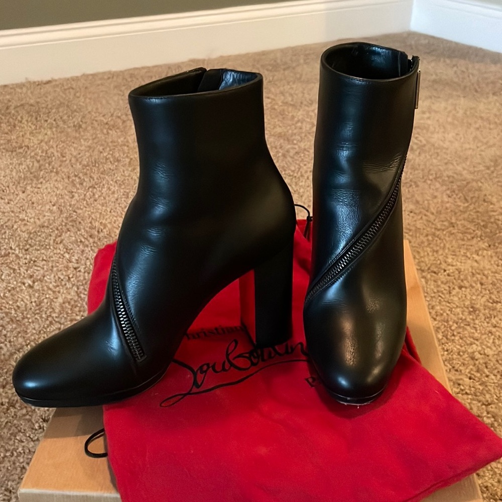Christian Louboutin Brigatta